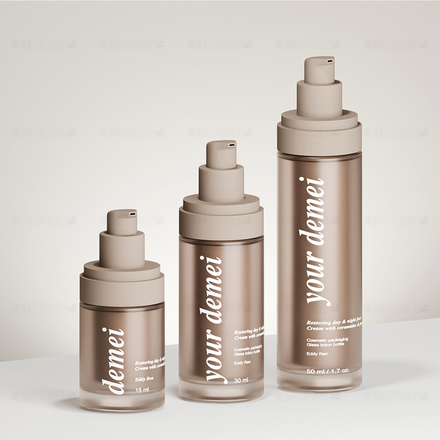 15 ml 30 ml 50 ml Butelki z pompką bezpowietrzną z matowego szkła bursztynowego do serum i szklanych butelek nadających się do recyklingu